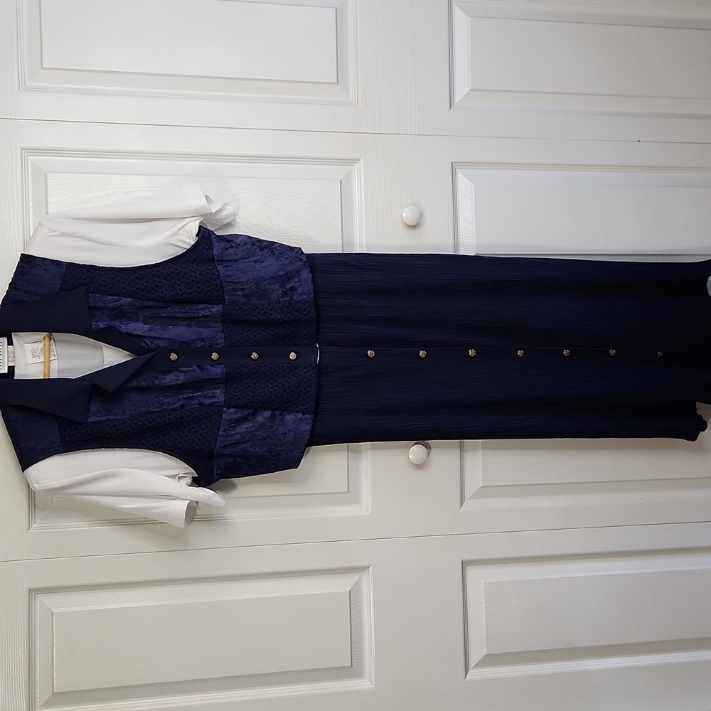 Vintage Lady Dorby Blue & White Maxi Dress Size XL Crochet‎ Gold Buttons Floral